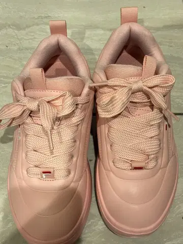 FILA 핑크 스니커즈