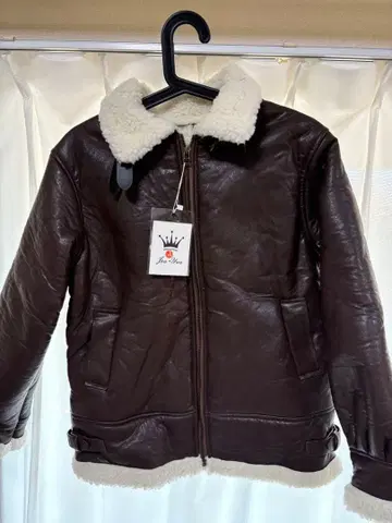 브라운 가죽 보아 옷깃 자켓