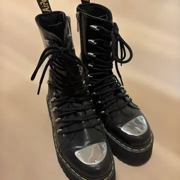 닥터마틴 38 사이즈 부츠