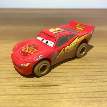 [ 단종품 ] TOMICA 카즈 라이트닝 맥퀸 더트 타입