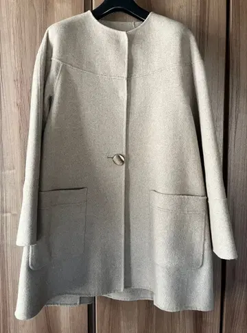 ZARA 베이지 노카라 A라인 코트