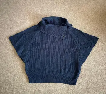 리브 편직 버튼 포함 하이넥 니트 베스트