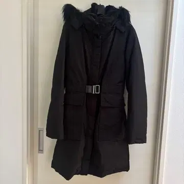 Theory 띠어리 다운 코트