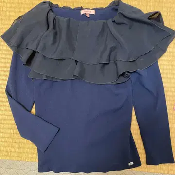 TOCCA 네이비 프릴 니트 M