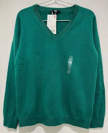 미사용 유니클로 캐시미어 V넥 스웨터(긴팔) L 그린