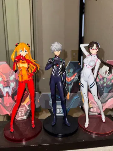 에반게리온 피규어 세트