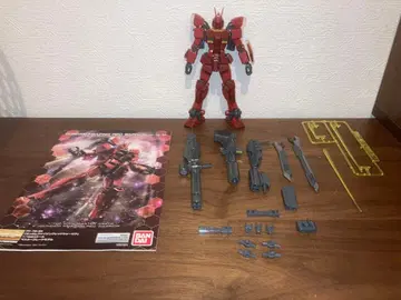 MG 1/100 건담 어메이징 레드 워리어