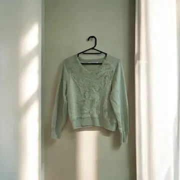 민트 그린 V넥 스웨터 F 사이즈