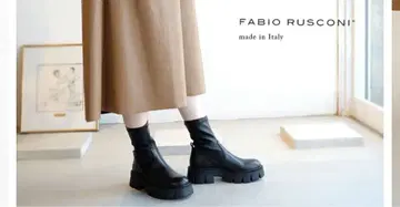 FABIO RUSCONI 블랙 가죽 통굽 부츠