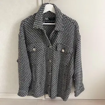 ZARA 자켓 블랙 화이트