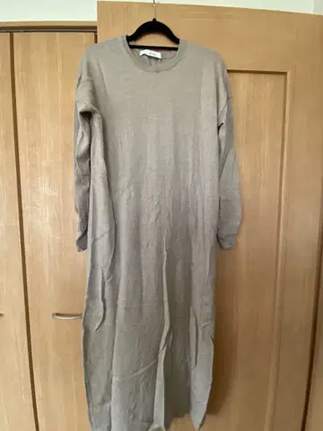 FRAMeWORK 베이지 롱 니트 원피스