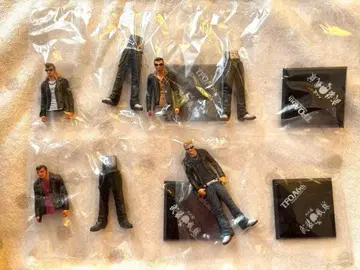 크로우즈 x WORST 무장전선 6대 피규어