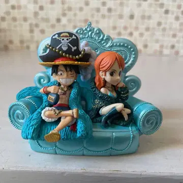 원피스 월드 컬렉션 20TH LIMITED