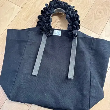 라들로 그레이프 핸들백 LUDLOW