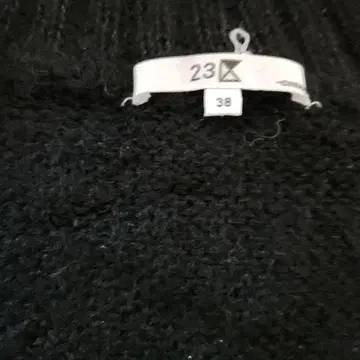 23구 블랙 하이넥 긴팔 니트 스웨터