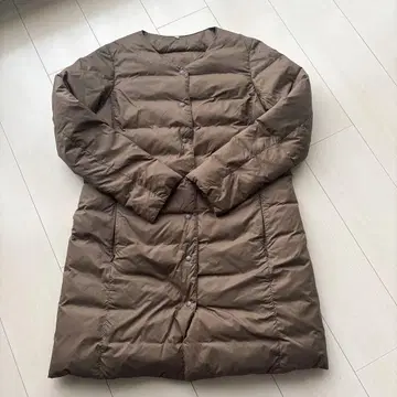 무인양품 포켓터블 다운 자켓 S 사이즈 노카라 다운
