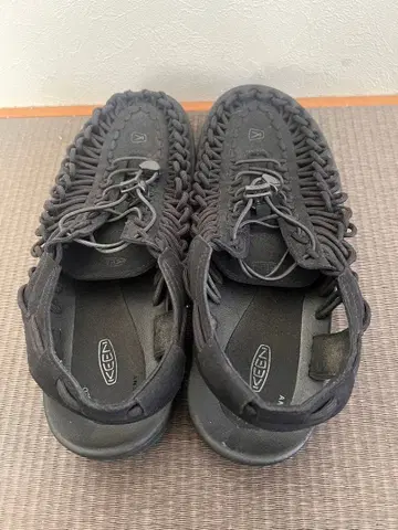 KEEN 샌들 28cm