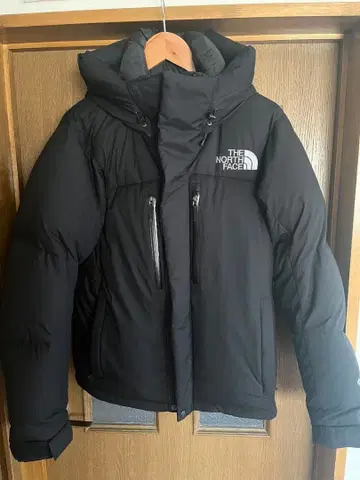 THE NORTH FACE 블랙 다운 자켓