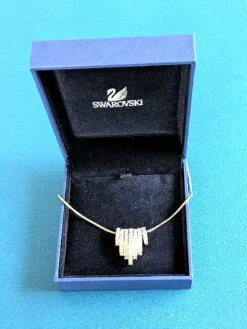 컨디션 최상 SWAROVSKI 큐빅 7개 연결 목걸이
