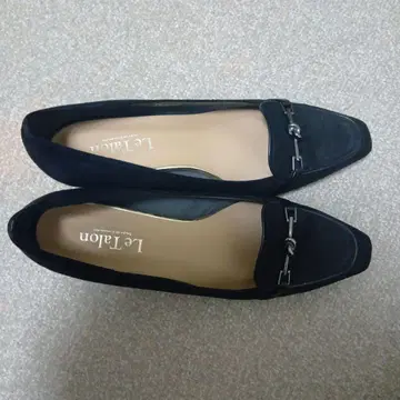 르 탈롱 블랙 플랫슈즈