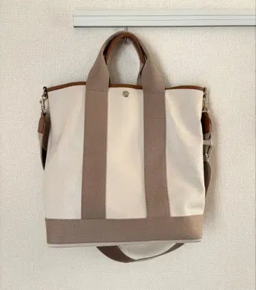 새상품 탑카피 스코치 그레인 A4 토트 백팩 크림