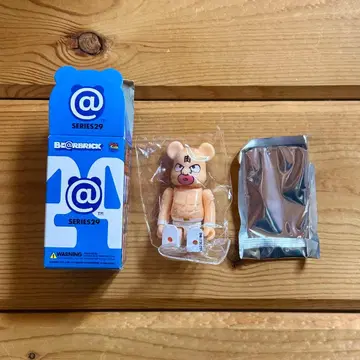 베어브릭 series29 근육맨