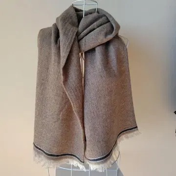 BRUNELLO CUCINELLI 브루넬로 쿠치넬리 베이지 머플러 미사용