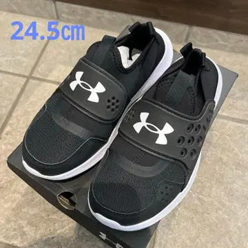 언더아머 슬립온 스니커즈