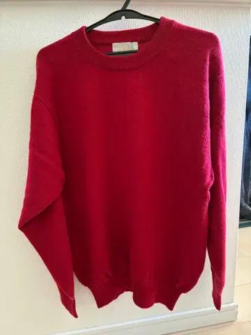 캐시미어 100% 빨간색 긴팔 스웨터