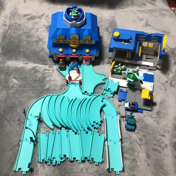 로보카 폴리 구조 센터 세차장