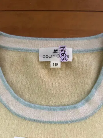 courre's 옅은 옐로우 컬러 반팔 스웨터 11R