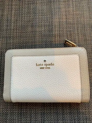 kate spade 지갑 미사용 새상품