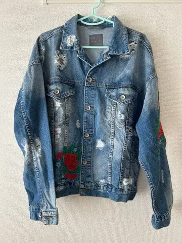 ZARA MAN 데님 자켓 꽃무늬 자수 포함
