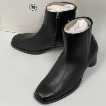 CPCM 사이드 지퍼 원통형 힐 부츠 블랙 27.5cm 미사용 새상품급