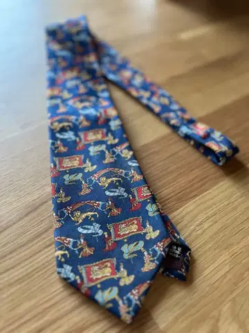 Salvatore Ferragamo 넥타이 네이비 패턴