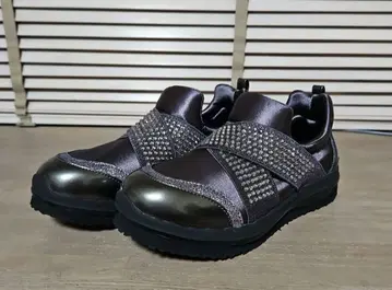 누디 워크 비쥬 장식 슬립온 브라운 23cm