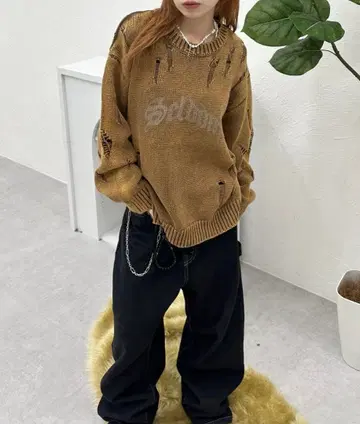 피그먼트 데미지 니트