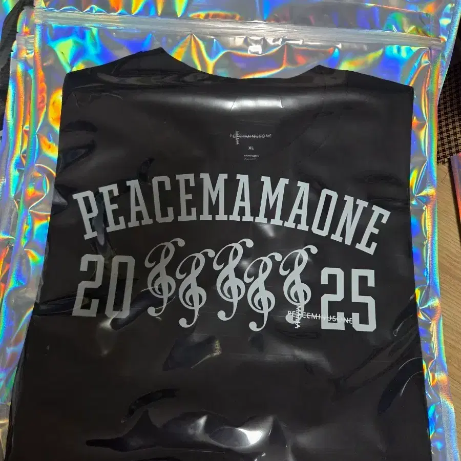 G-dragon GD Peaceminusone Pop Up Hoodie (Black L) on Bunjang