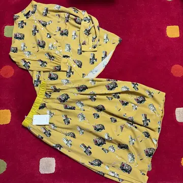 메란주 카메라 패턴 셔츠 & 스커트 앤드엘씨 계열