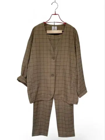 [ 새상품급 ] LEPSIM 베이지 계열 체크 셋업