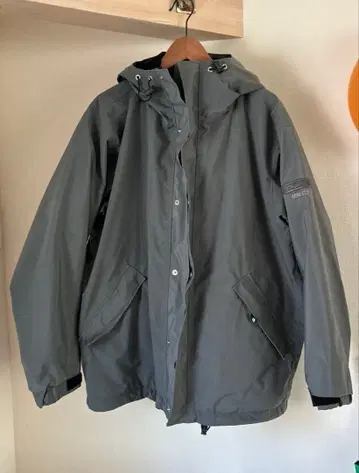 AFDICEGER GORE-TEX 마운틴 후드티 그레이