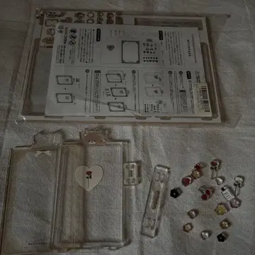 플라워 베어 아크릴 프레임 베이지