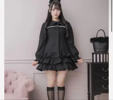 pium 신상 사다리 레이스 티어드 미니 코트 블랙 코트 원피스