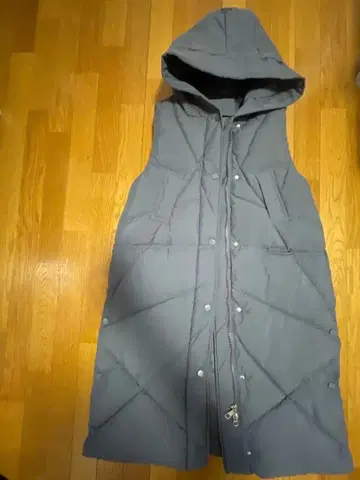 새상품 쉬인 롱 다운 베스트 다크 그레이 완판 컬러