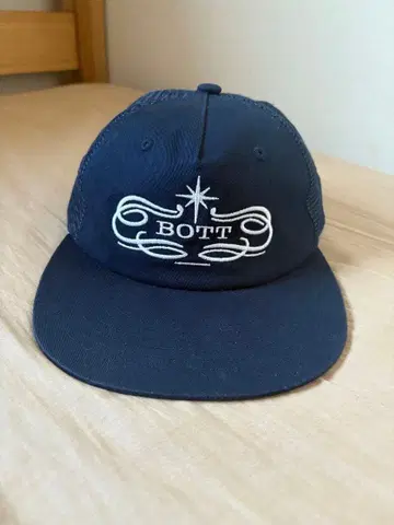 BOTT Typo 트러커 캡 네이비 캡 네이비 네이비