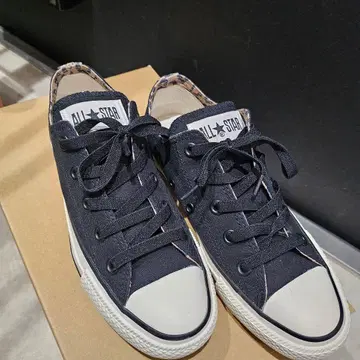 CONVERSE ALL STAR 블랙 스니커즈