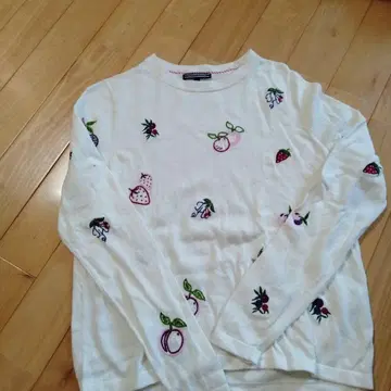TOMMY HILFIGER 과일 자수 니트 M