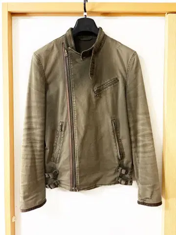 올리브 그린 싱글 라이더 자켓