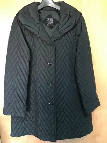 할메크 세대에게 추천하는 카오리느 브랜드의 멋스러운 퀼팅 코트