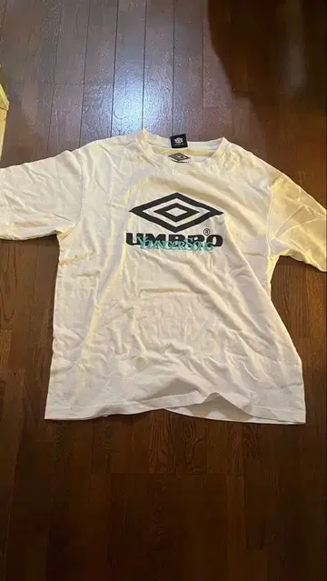 younger song UMBRO 콜라보 셔츠